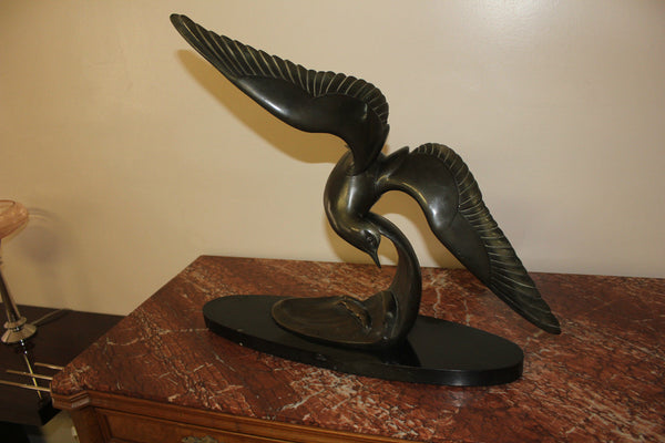 Bronze Sculpture Of Soaring Bird In Black Oval Marble - Art Deco Antiques
 - 4