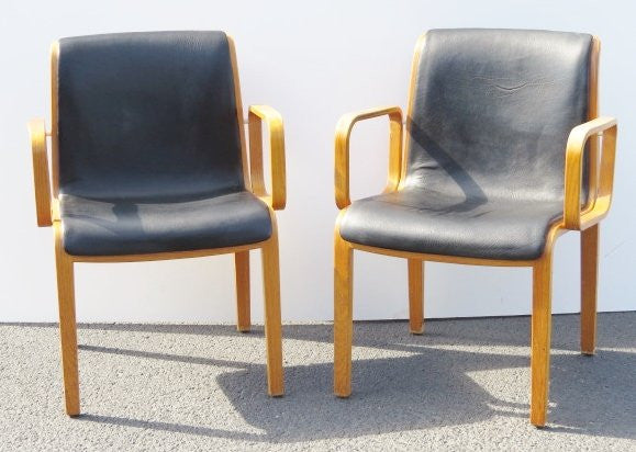 Pair Of Plyform Armchairs By Knoll - Art Deco Antiques
 - 1