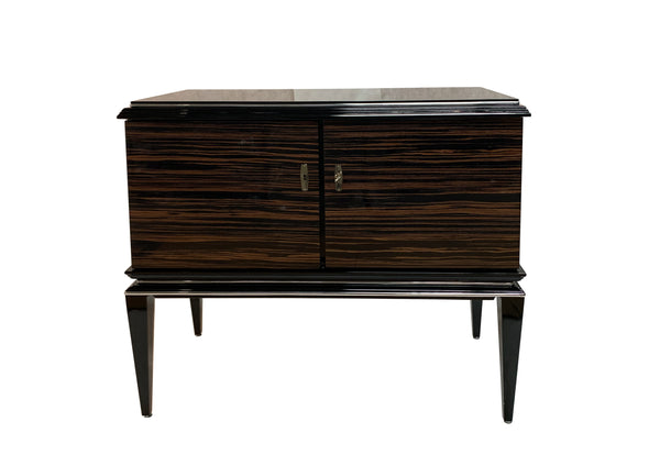 Exceptional Art Deco Style Commode In Macassar Ebony