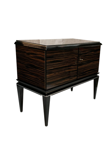 Exceptional Art Deco Style Commode In Macassar Ebony