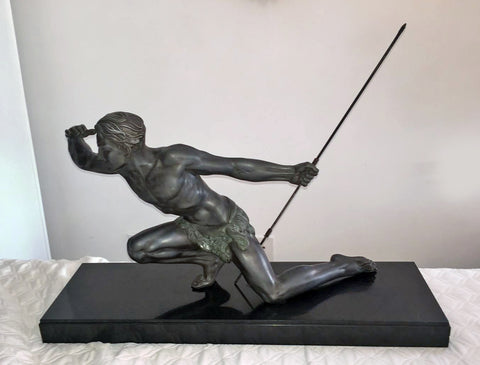 Petit Bronze Sculpture Of A Hunting Man By Jean de RONCOURT - Art Deco Antiques
 - 1